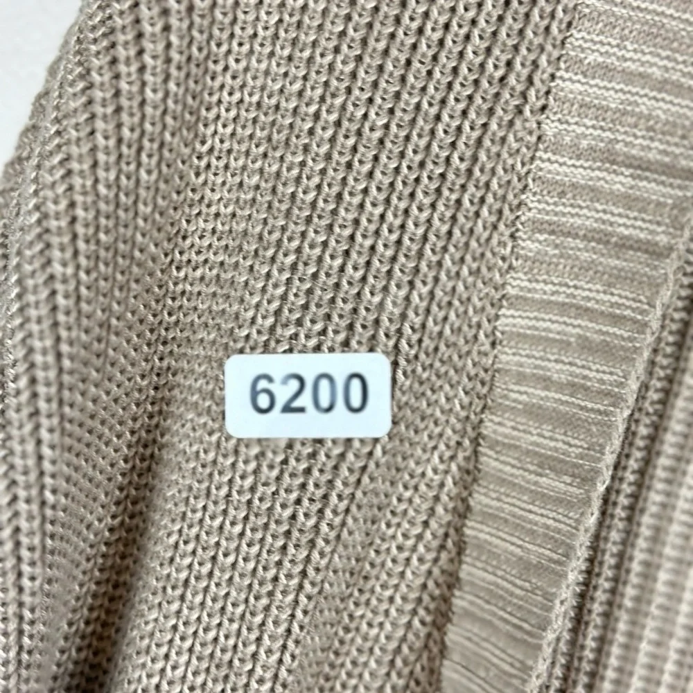 A.N.A medium cardigan sweater 22 p2p 28” length front pockets preowned - Picture 6 of 6